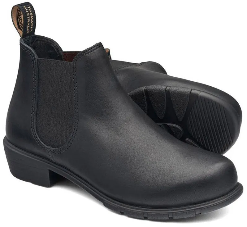 2068 - Series Black Low Heel Ankle Boots - Women's|-|Bottes 2068 - Series talon bas Noir - Femme