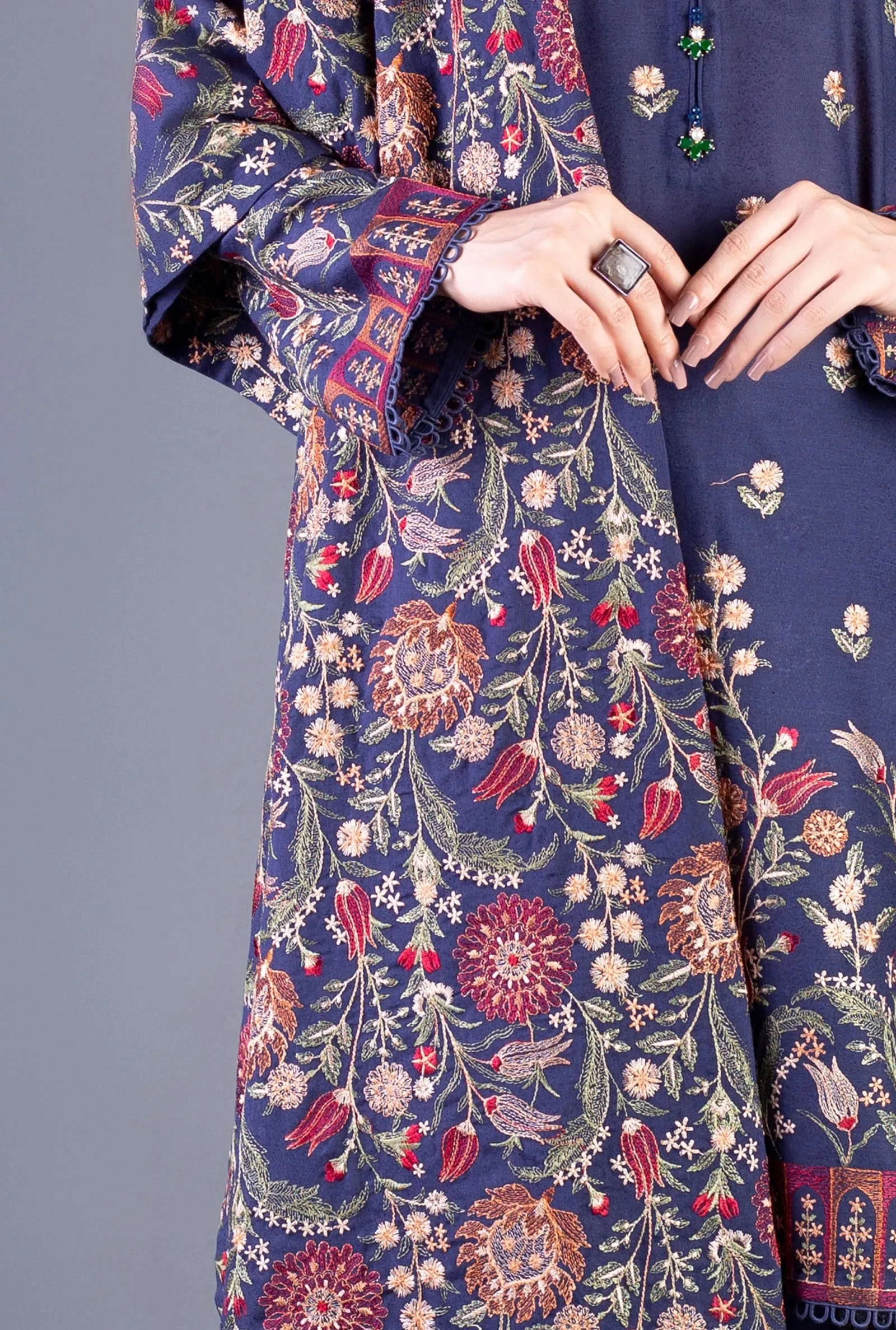 Bareeze FCC-192 Blue Embroidered Dhanak Three Piece Winter Collection