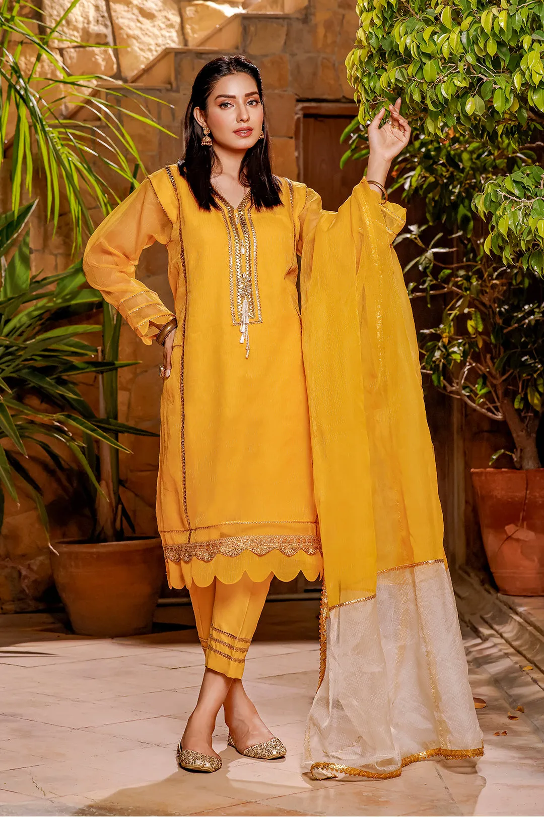 Embroidered Zari Organza 3pc Suit | Meerab Festive Edit | S202141