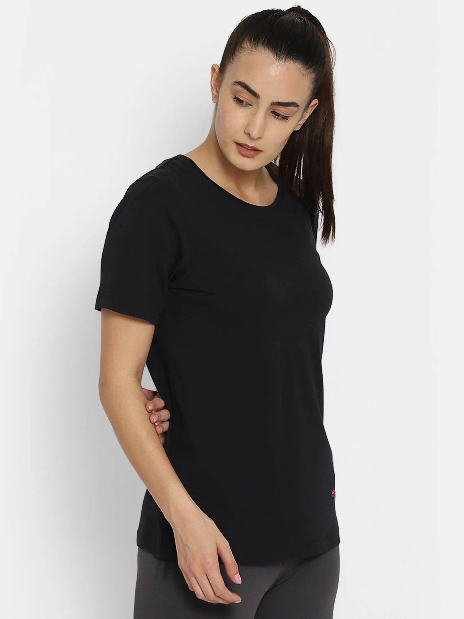 Gloria Women Cotton Black T-Shirt