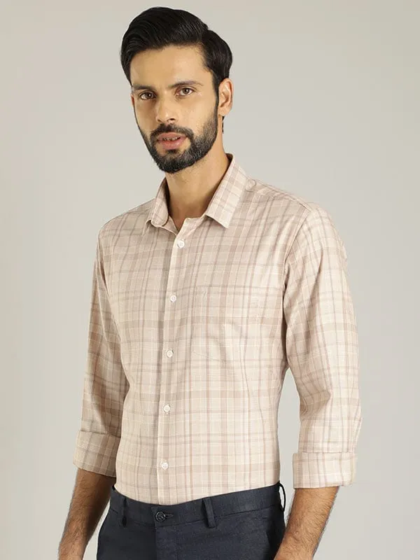 Men Checked Full Sleeve Cotton Blend Shirt