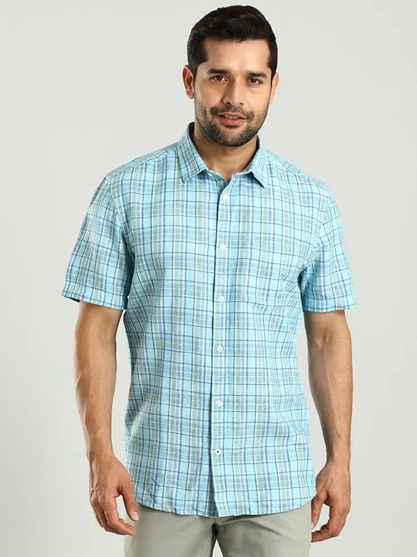 Men Checked Half Sleeve Cotton Blend Shirt