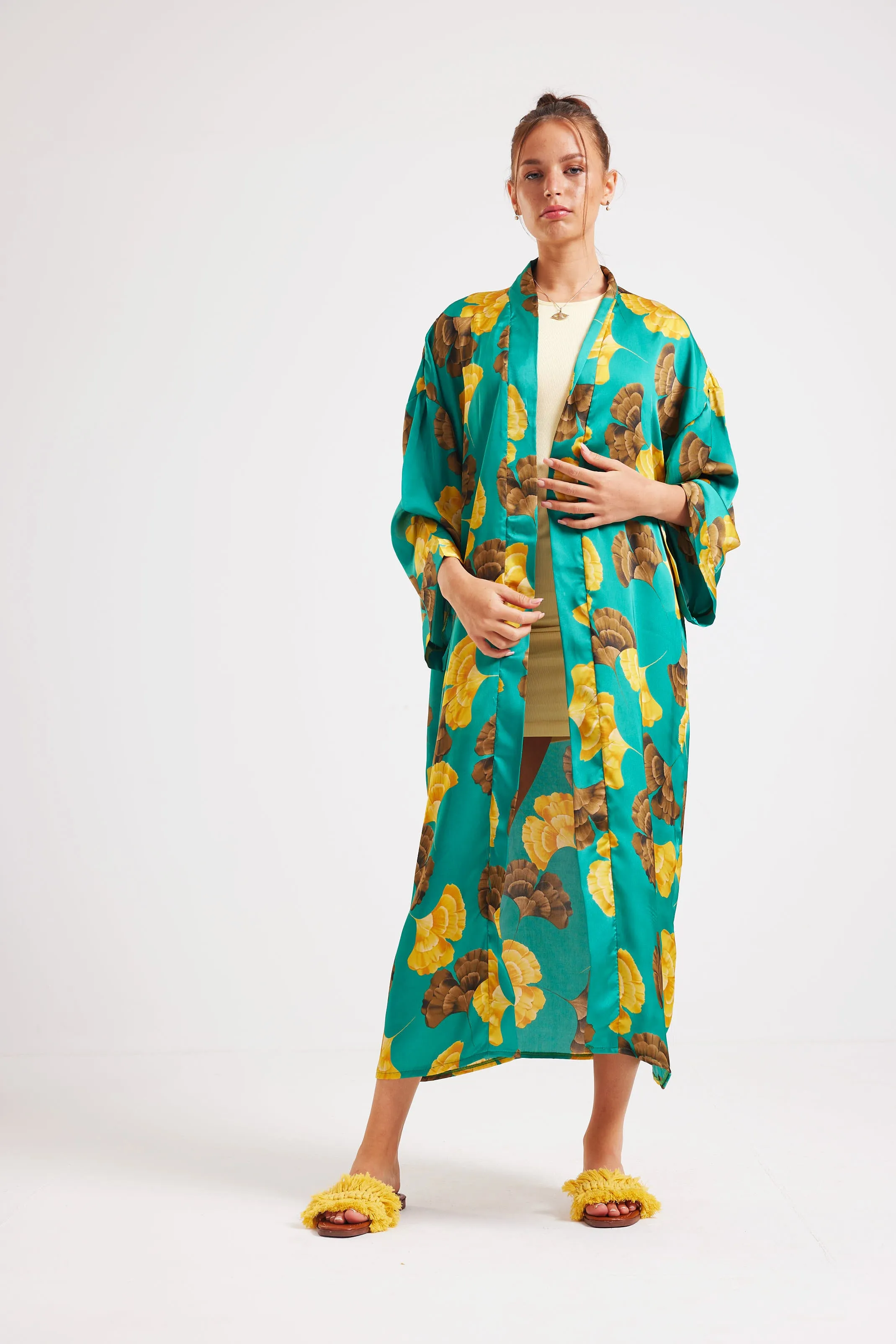 SUMMER DAZE SATIN KIMONO - GREEN